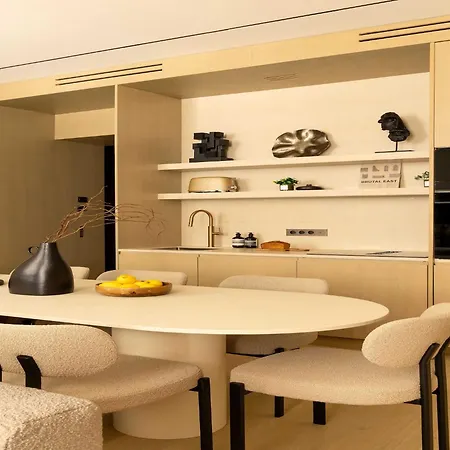 Luxury Flat -3br 8p- Madeleine Saint Honore * Παρίσι